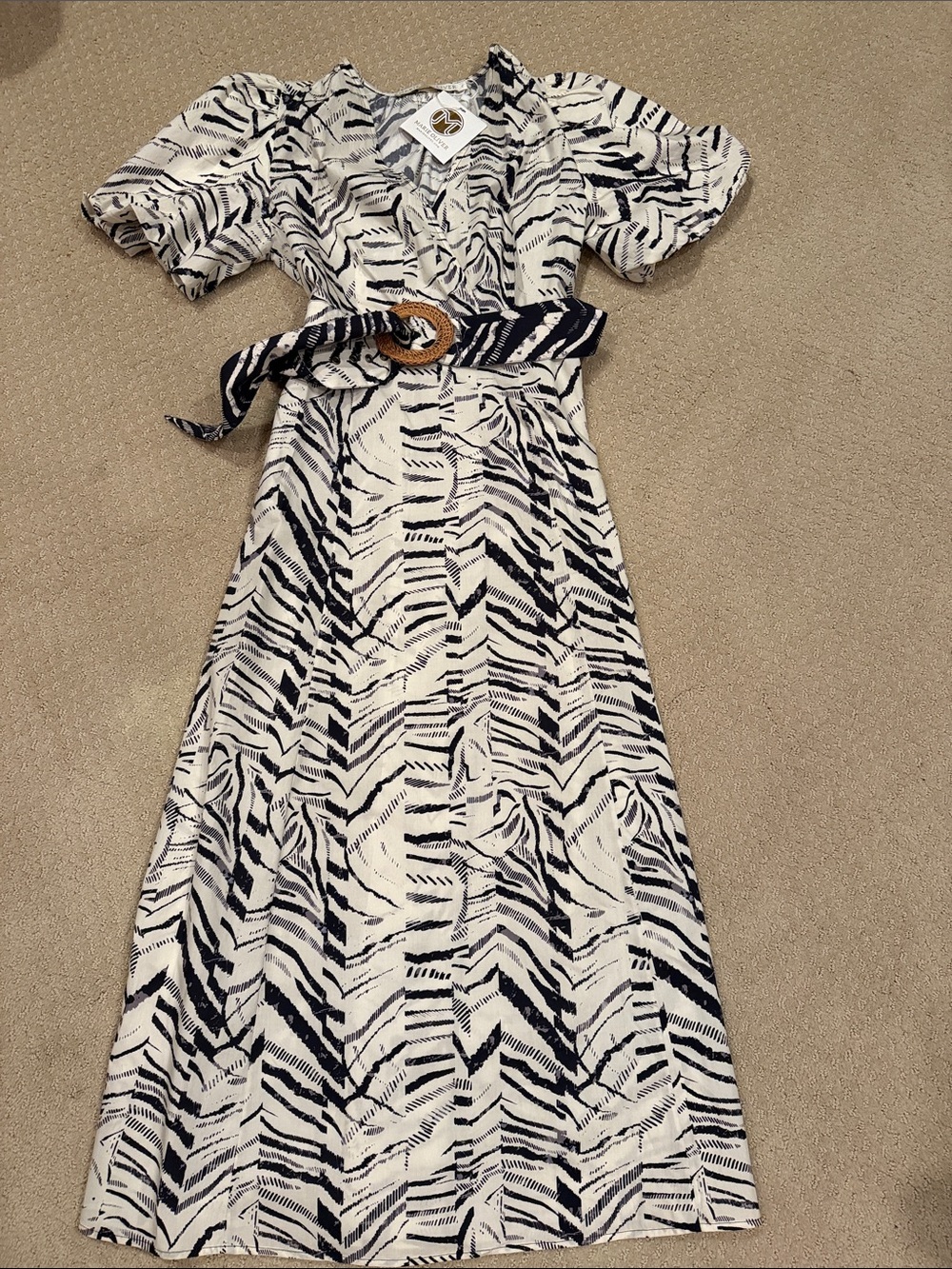 NWT Marie Oliver Killian brown and White Printed Midi Dress with reversible Belt